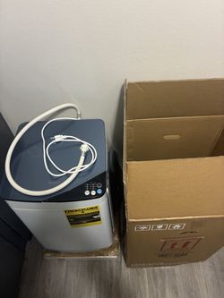 Just selling things out my apartment