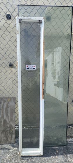 Exterior single side light approximately 14x80
