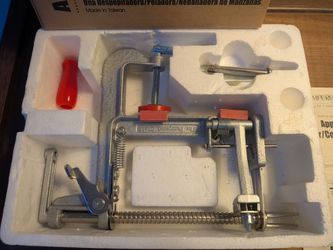 Apple Peeler/ Corer/ Slicer