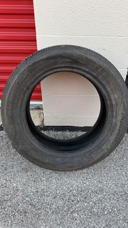 Hankook Dynapro HP2 255/55R19 – Excellent Condition Tire