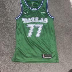 Luka Doncic Jersey