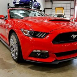 
 2015 Ford Mustang Convertible GT 