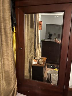 Cherry wood bedroom furniture set