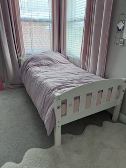 Twin bed and mattress