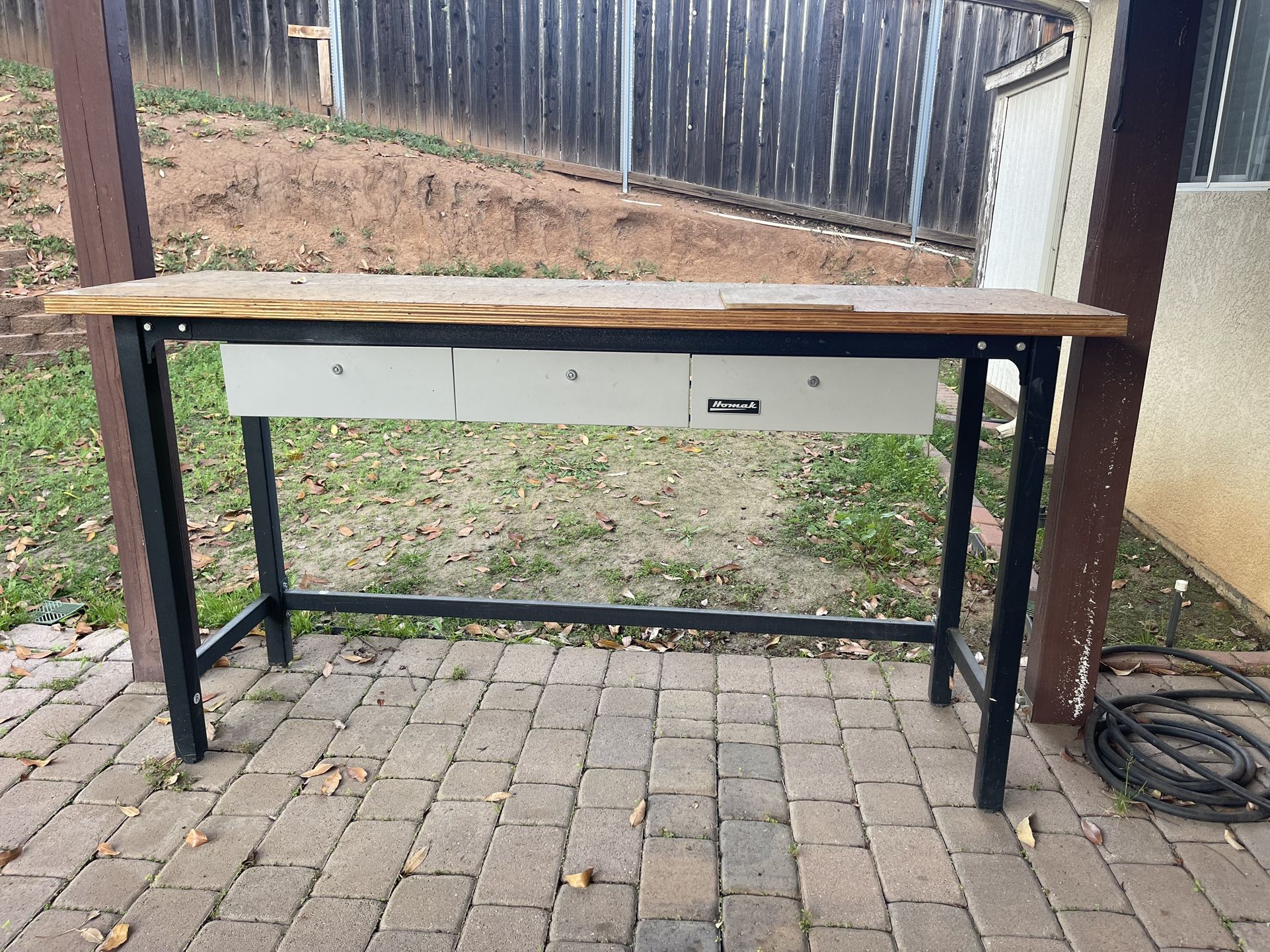 HOMAK Steel Workbench