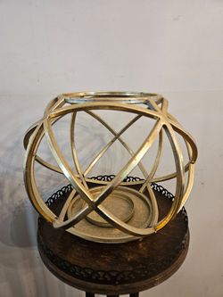 Gold Metal Geometric Candle Holders