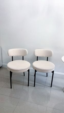 Set of 2 Modern Boucle Bistro/Dining Chairs