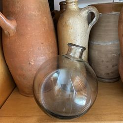 Tilted Smoked Glass Round Base