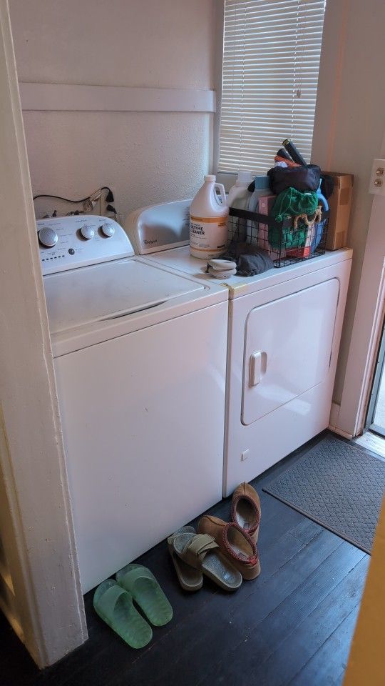 Whirlpool Washer And Dryer
