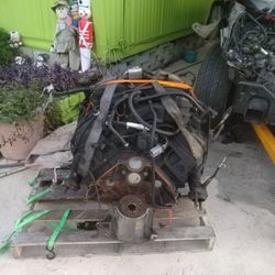 2006 Ford 4.2 L Iter V-6 Engine With 83,000 Miles On It 