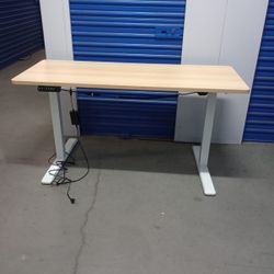 Electric Sit And Stand Ergonomic Desk By Vivo