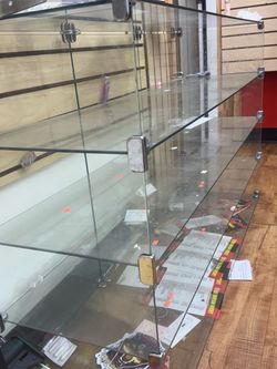 Counter glass showcases
