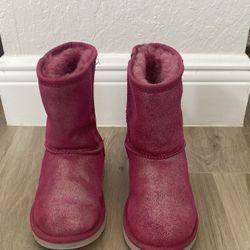 UGG Girls Pink Shimmer Boots Size 3