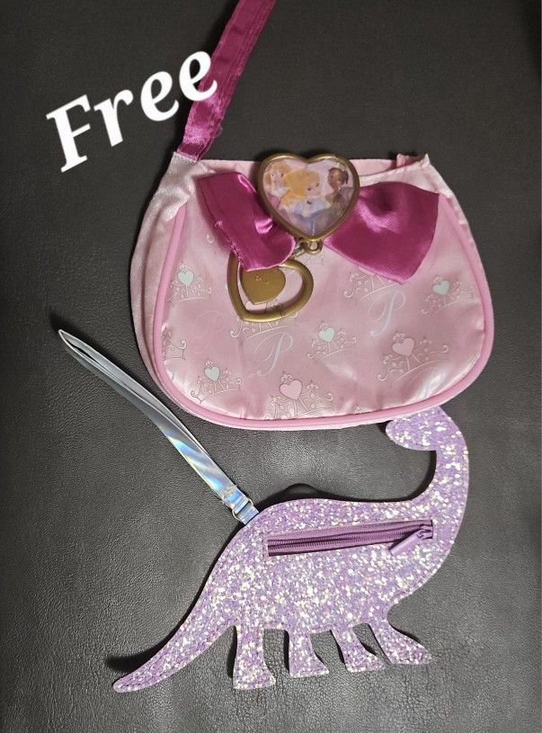 Free girls toy purse 