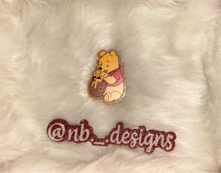 Winnie the pooh badge reel