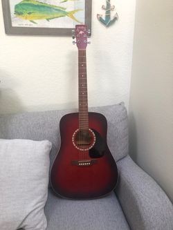 Art & Lutherie Spruce Burgundy Dreadnought Acoustic Guitar + Hard Case