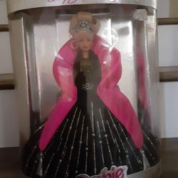  Unopened 1998 Barbie $85.00