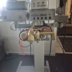 Aestheticians Portable Station/ With Tools