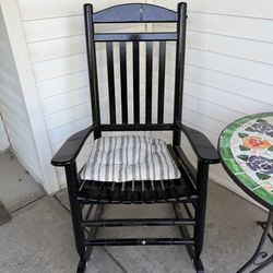 Hampton Bay Rocking chair