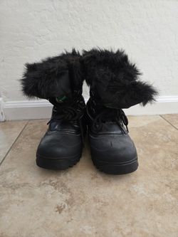 Itasca Snow Boots Size 2 kids