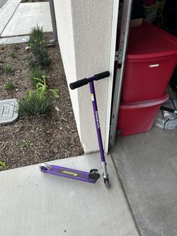 Razor scooter