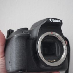 Canon Rebel T6 Amazing condition 