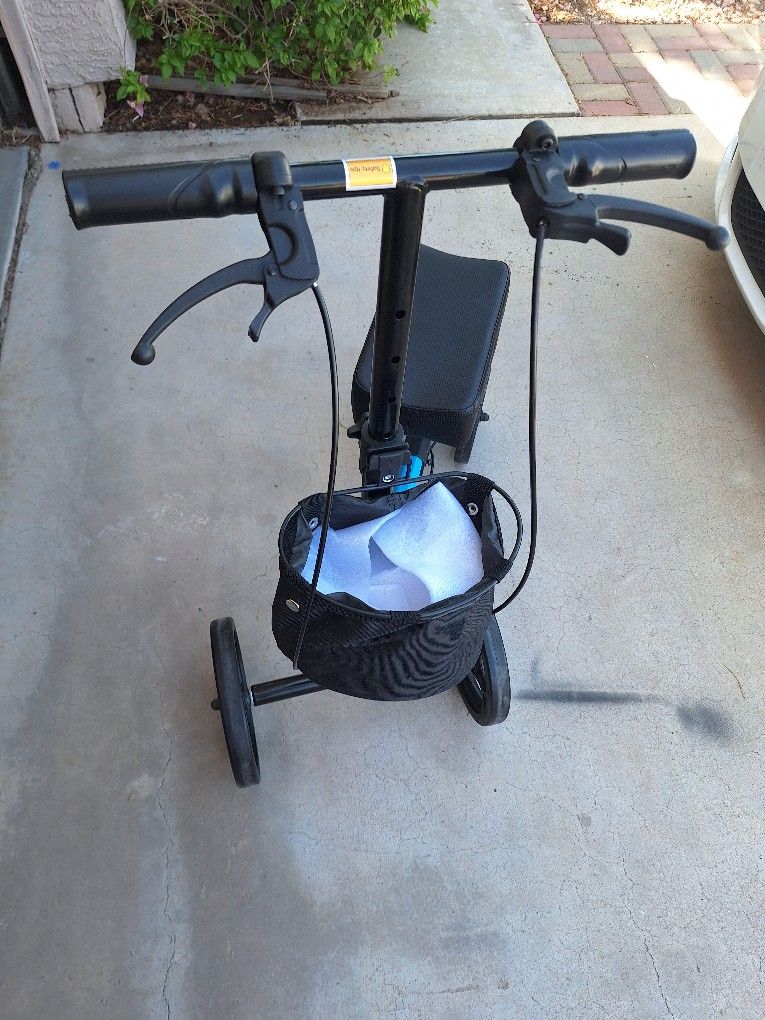Knee Scooter