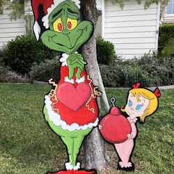 THE GRINCH and CINDY LOU WHO CHRISTMAS Lawn Art