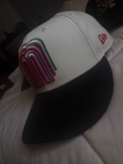 3 fitted new era hats and 2 snap backs
