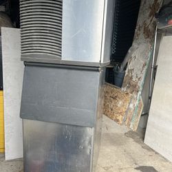 Manitowoc IDT0620A-261 Air Cooled Ice Machine