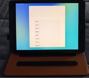 Apple iPad 8th Gen, 10.2” Space Gray, 32GB with Case