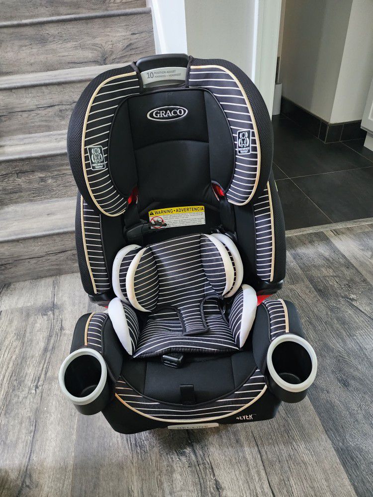 Graco 4Ever DLX in Car Seat for Sale in Charlotte, NC OfferUp