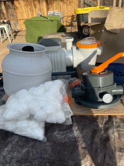 Brand new sand filter with pool tabs