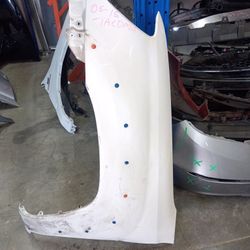 2000 - 2006 Toyota Tacoma Right Fender 