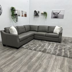 Leather Sectional Couch NEW IN BOX - Free Delivery 