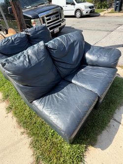 Free Couches
