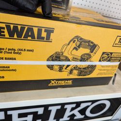 Dewalt Bandsaw
