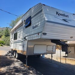 Komfort 24ft 5th Wheel