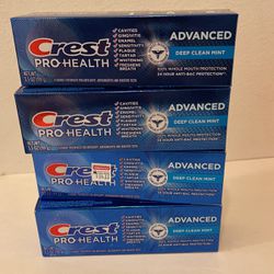 Crest Pro Health Advanced Deep Clean Mint Toothpaste Bundle Set