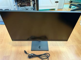 HP OMEN 27k 27” 4K 144Hz IPS Gaming Monitor – Great Condition