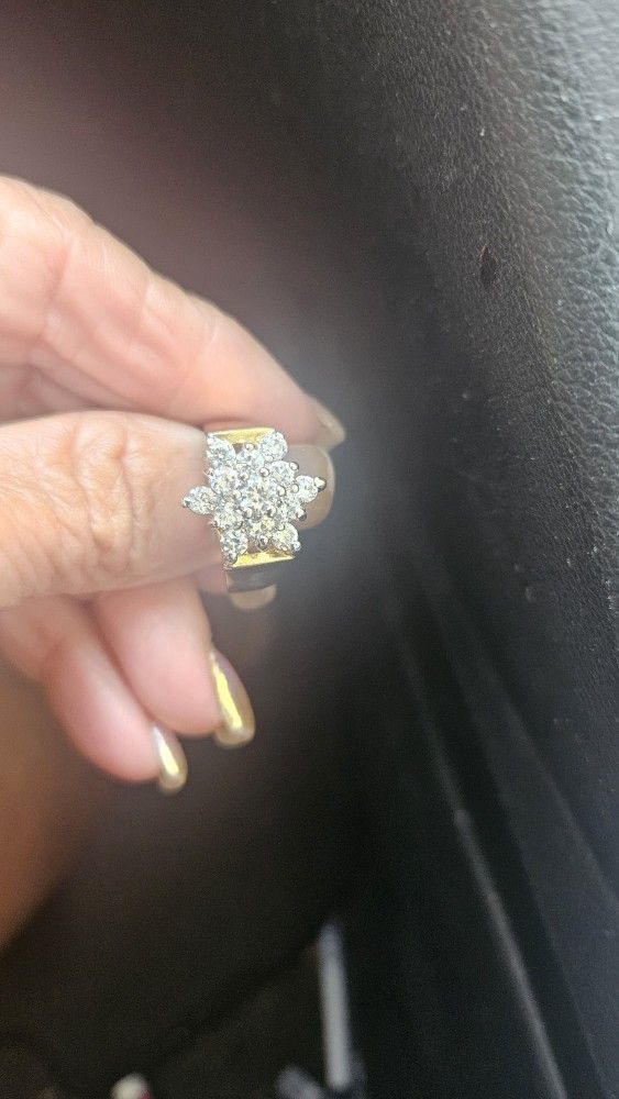 14k 1 Carat Diamonds Brilliant diamonds
