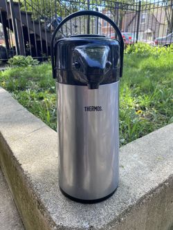 Thermos Insulated Airport