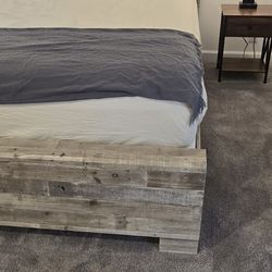 Queen Size Bedframe
