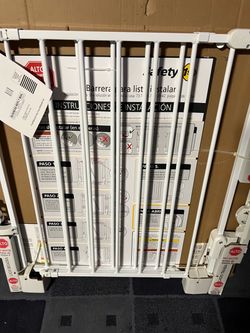 NEW! - Safety 1st White Baby Safety Gate