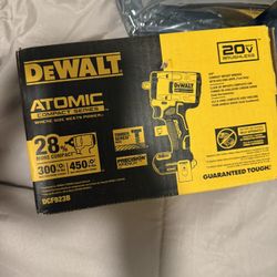 DEWALT ATOMIC 20V MAX* 3/8 in. Cordless Impact Wrench with Hog Ring Anvil