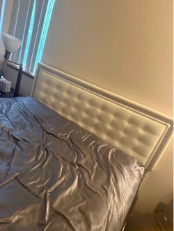 Queen bed