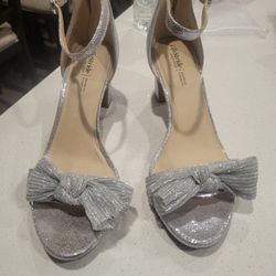 Size 10 Womens Silver Open Chunky Heels
