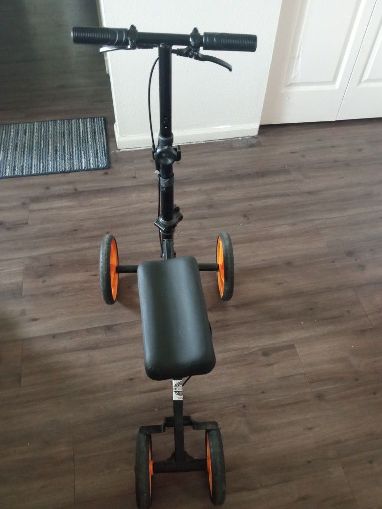 Knee Scooter