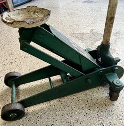 1 1/2 Ton Heavy Duty Craftsman Car Jack