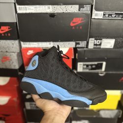Jordan Black University Blue 13s size 9.5  USED But Clean 